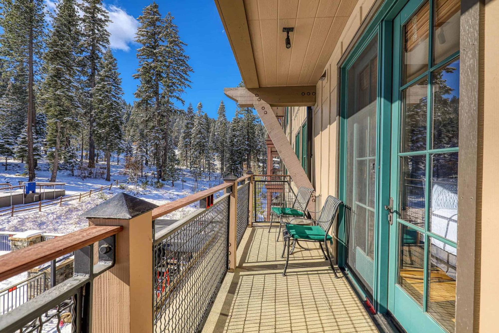 Iron Horse Lodge South 312 By East West Hospitality Truckee Exterior photo